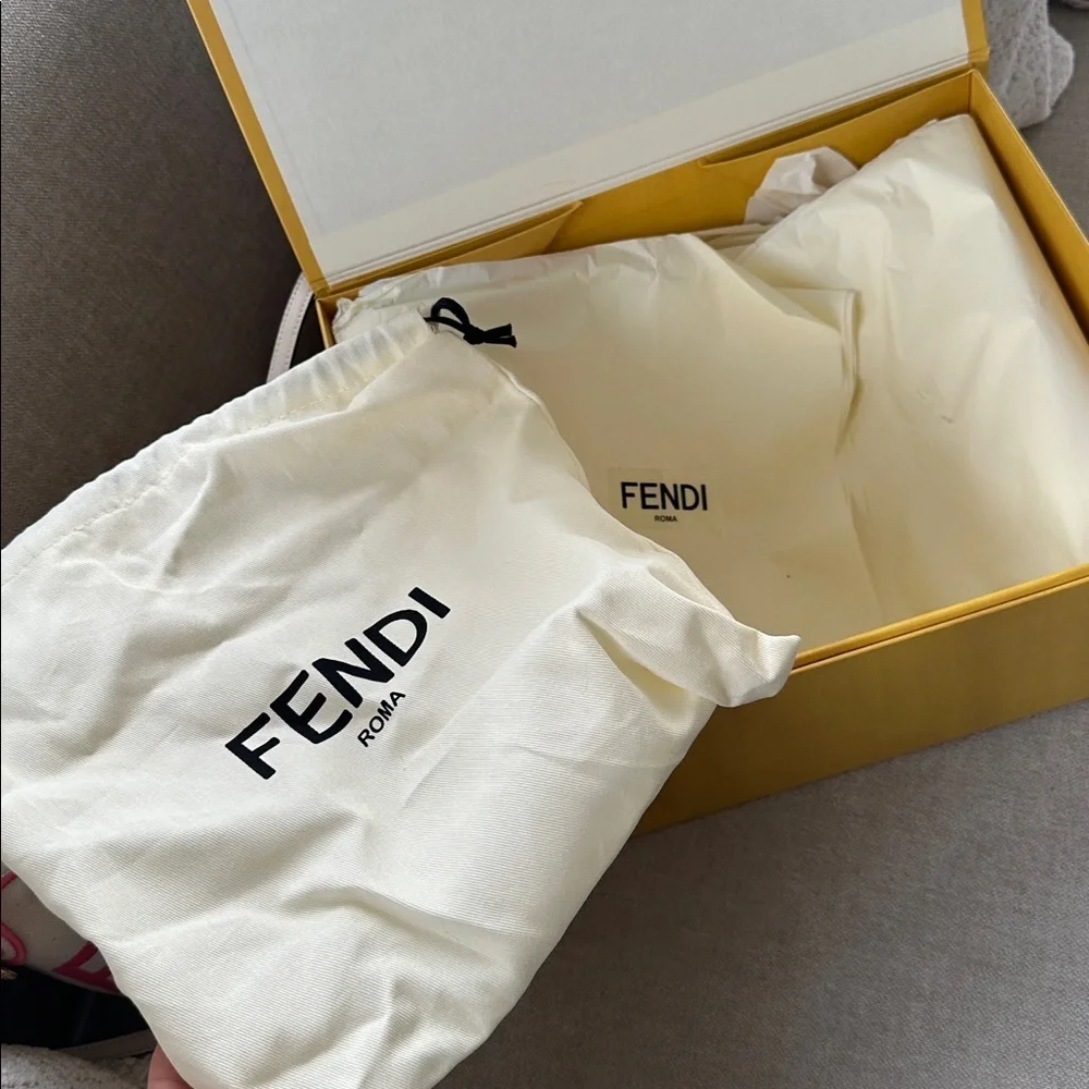 Fendi Mini Tresor Canvas bucket bag - Picture 11 of 12